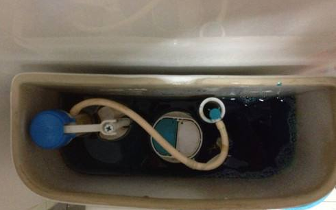 马桶漏水是什么原因