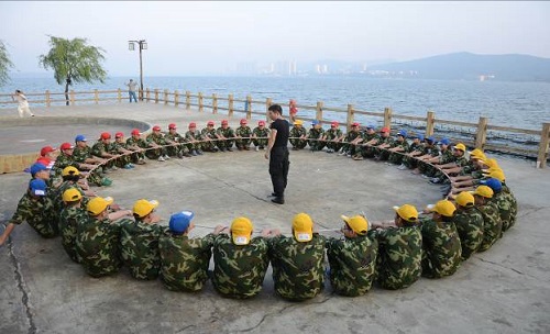 泉州石狮户外拓展培训哪家好?